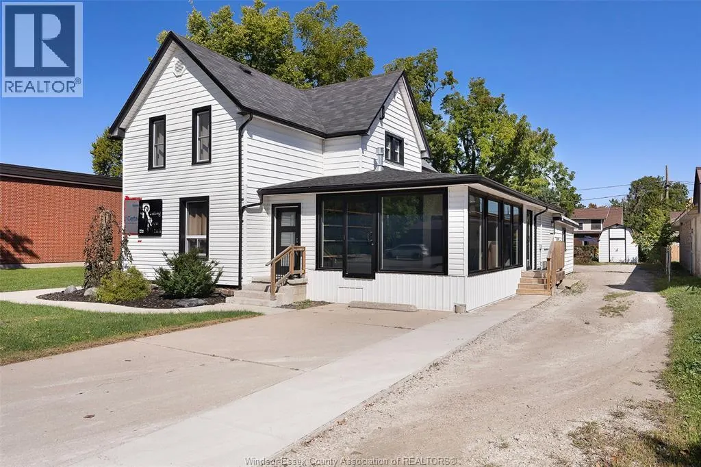 114 KING STREET West