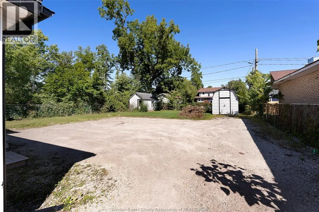 114 KING STREET West