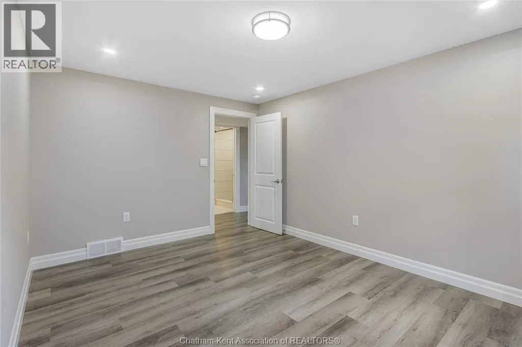 203 MOONSTONE CRESCENT