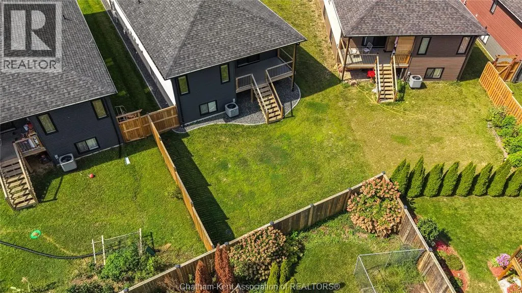 203 MOONSTONE CRESCENT