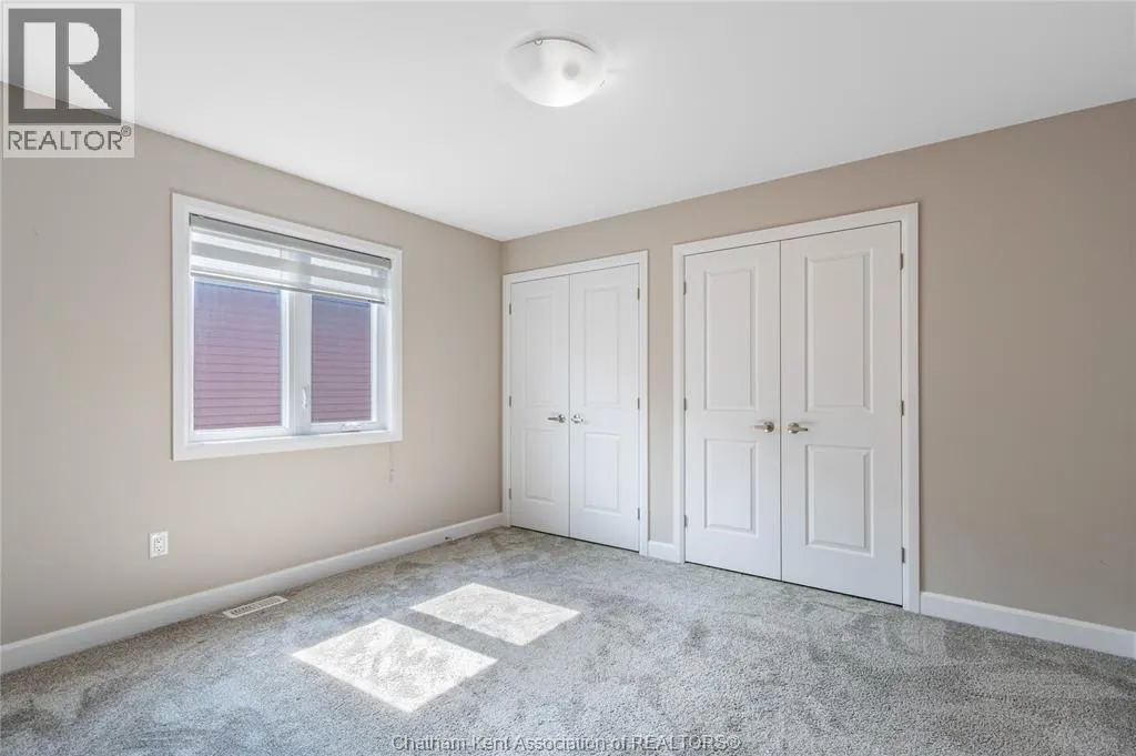 203 MOONSTONE CRESCENT