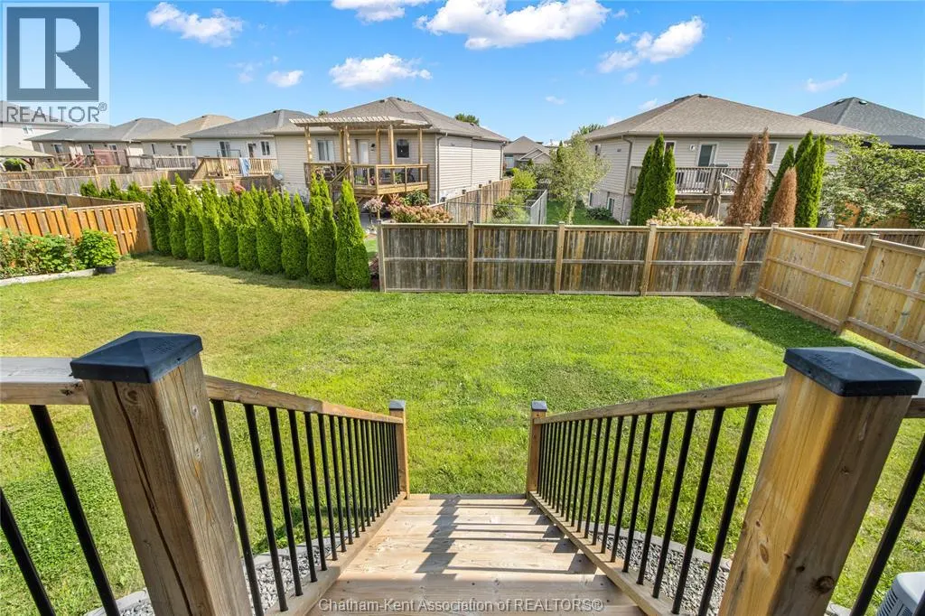203 MOONSTONE CRESCENT