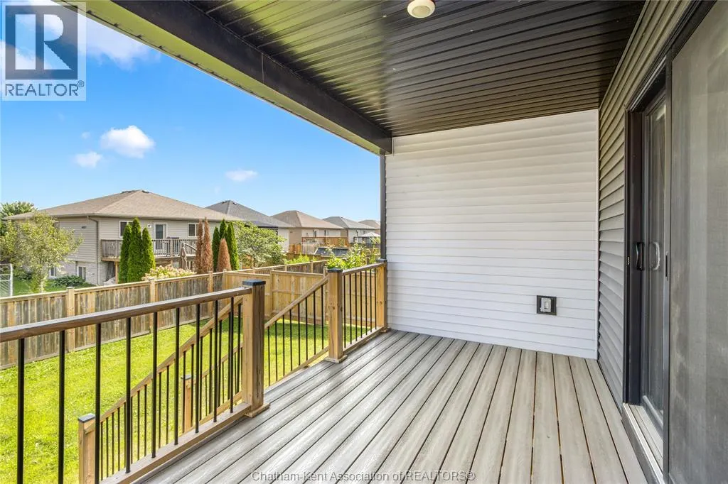 203 MOONSTONE CRESCENT