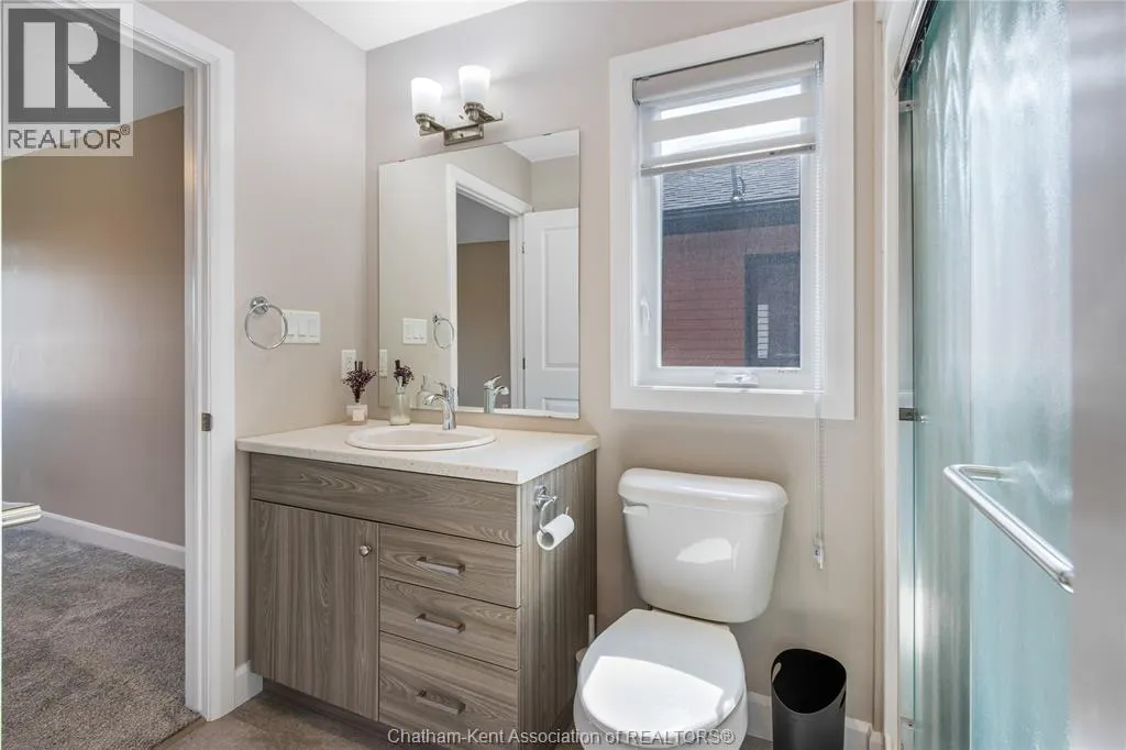 203 MOONSTONE CRESCENT