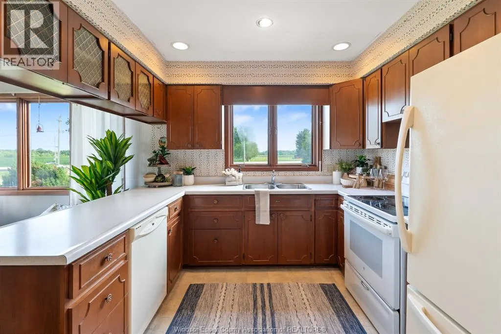 575 Talbot ROAD East