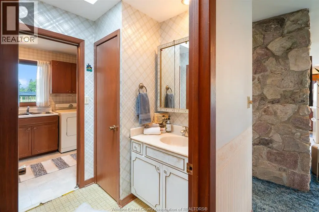 575 Talbot ROAD East