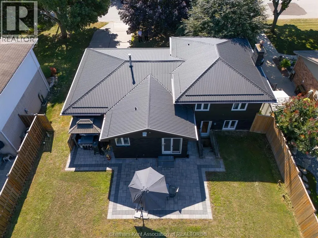 94 OTTAWA DRIVE