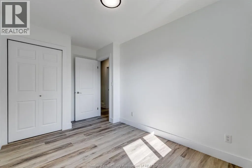 6 MARLENE CRESCENT