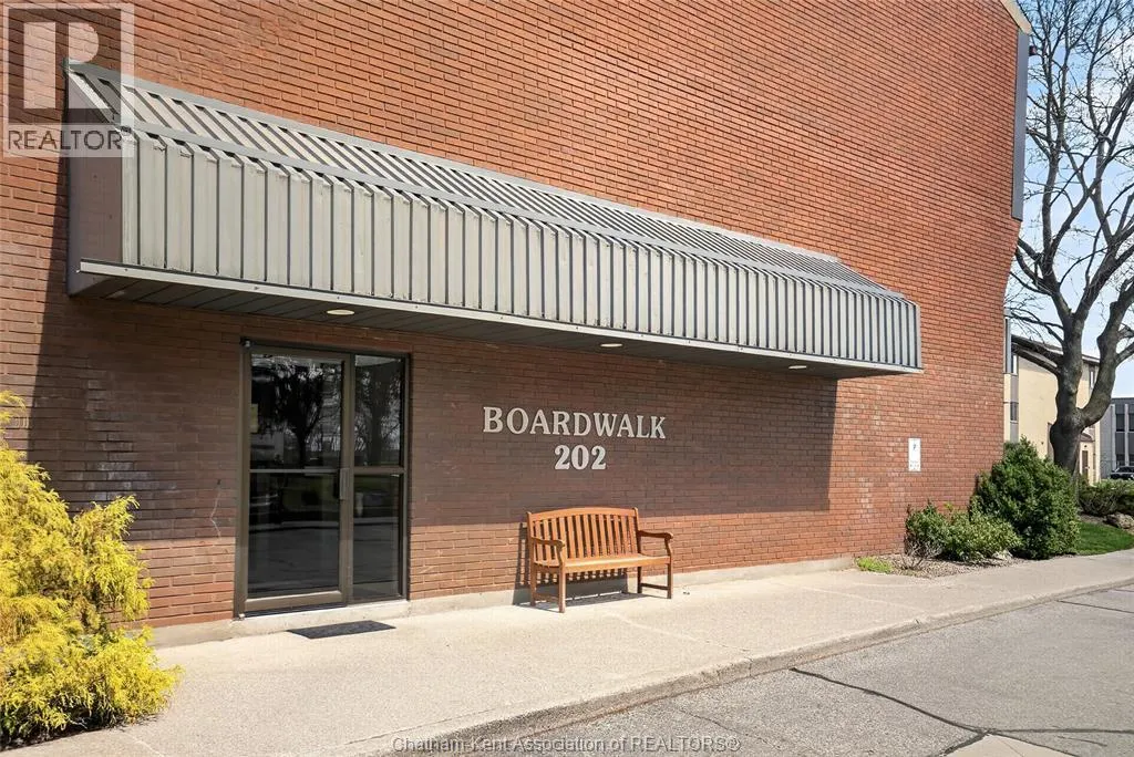 202 CAMPUS PARKWAY Unit# 306
