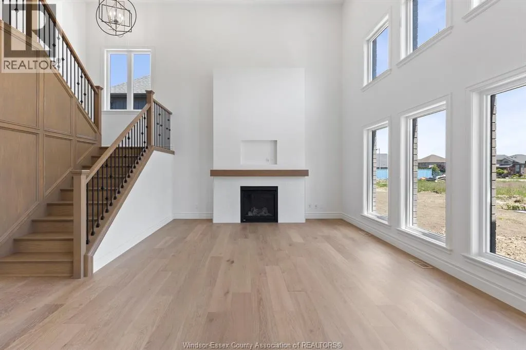1222 CAMPANA CRESCENT