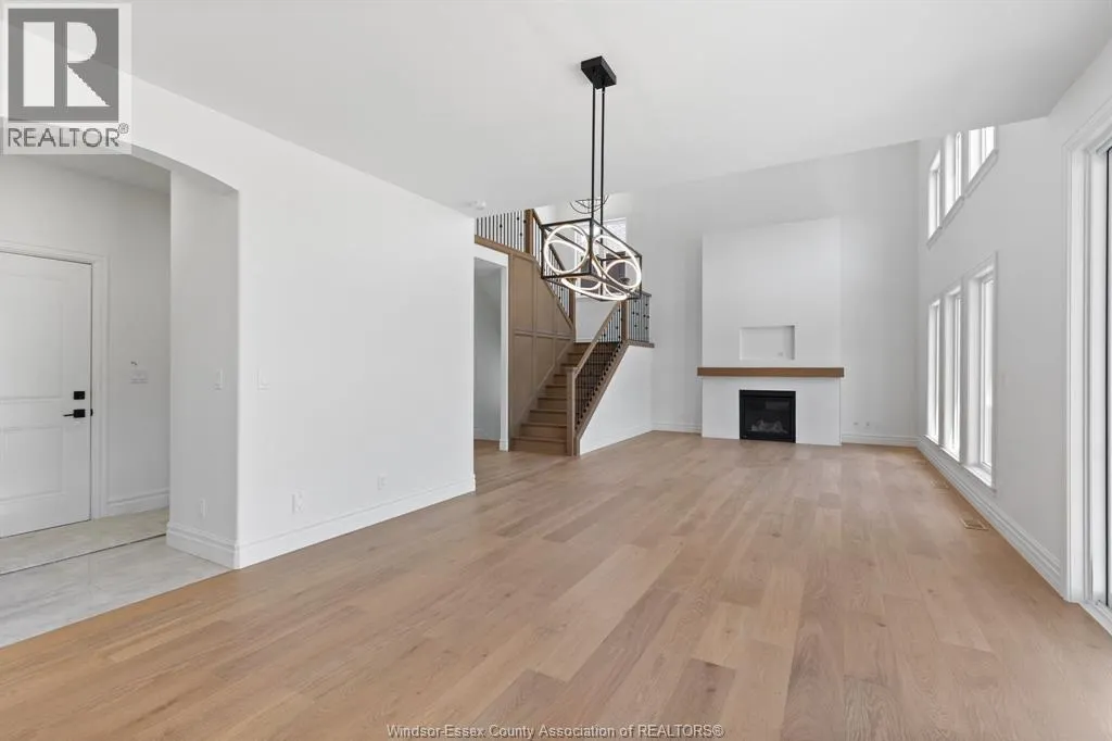 1222 CAMPANA CRESCENT