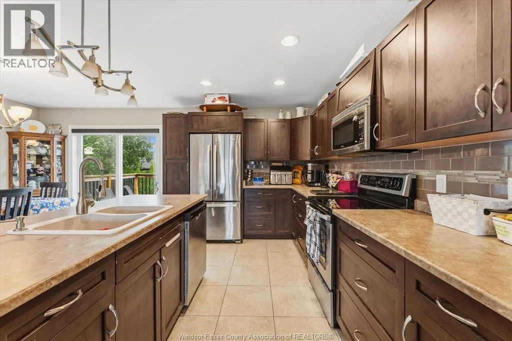 341 PIROLI CRESCENT