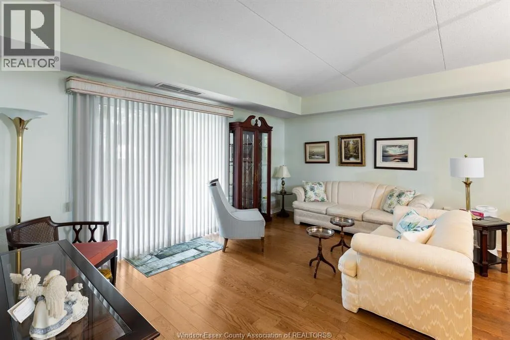 451 GRAND MARAIS ROAD West Unit# 114