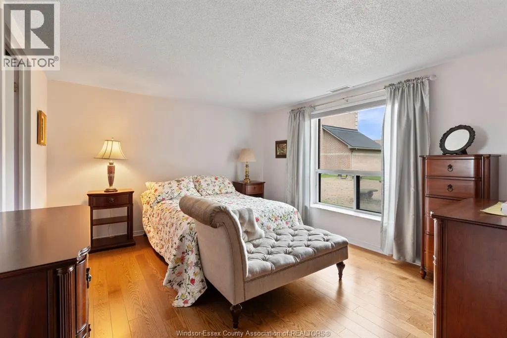 451 GRAND MARAIS ROAD West Unit# 114