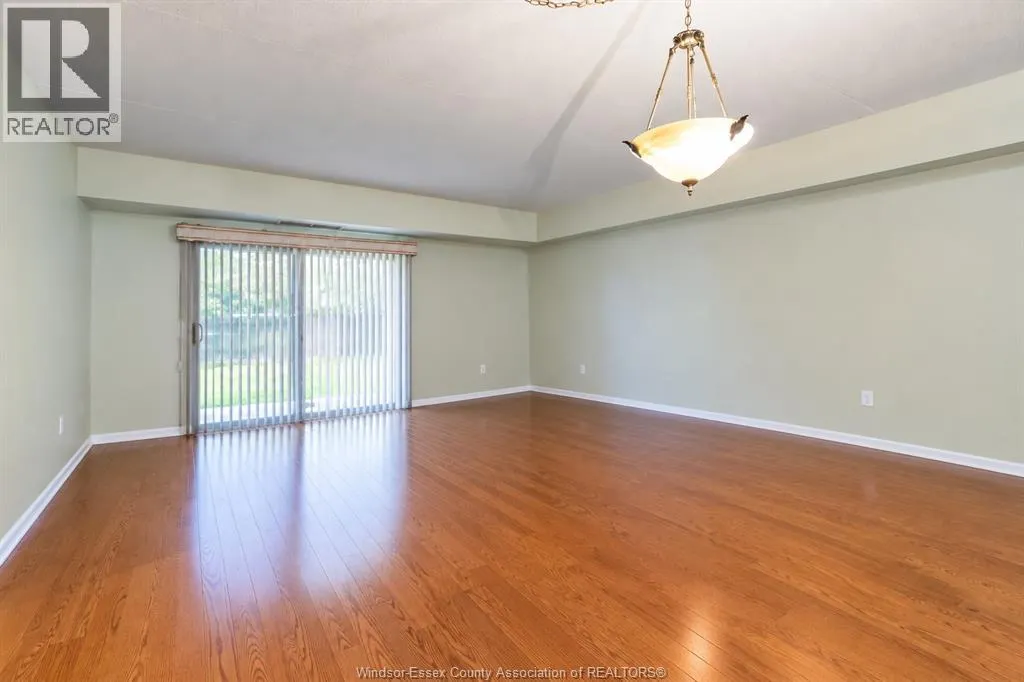 451 GRAND MARAIS ROAD West Unit# 114