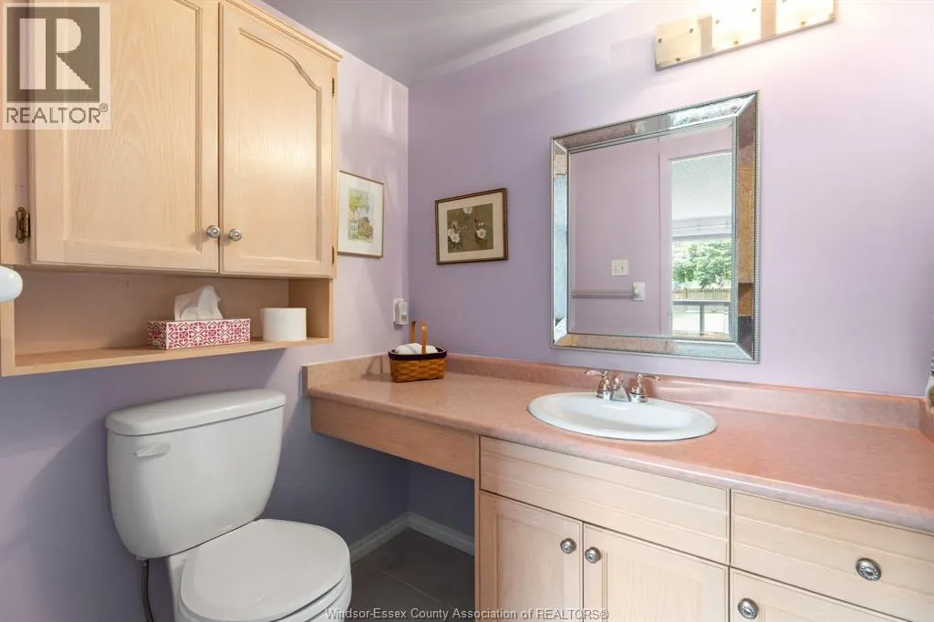 451 GRAND MARAIS ROAD West Unit# 114