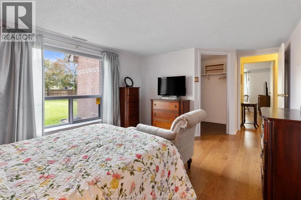 451 GRAND MARAIS ROAD West Unit# 114