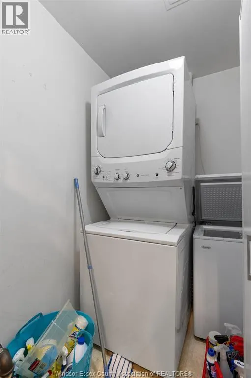 451 GRAND MARAIS ROAD West Unit# 114