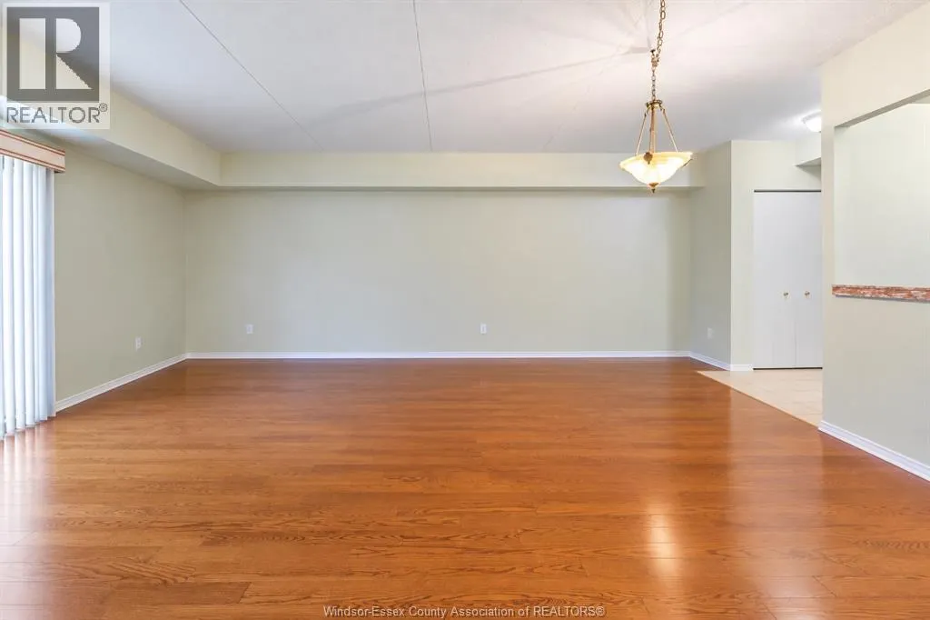451 GRAND MARAIS ROAD West Unit# 114