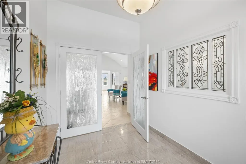 389 PINEHURST DRIVE