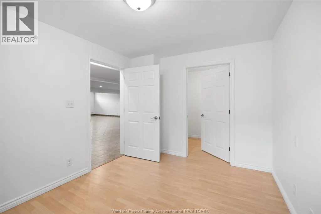 389 PINEHURST DRIVE