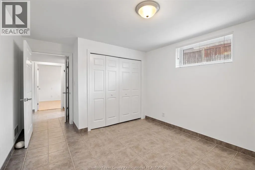 389 PINEHURST DRIVE