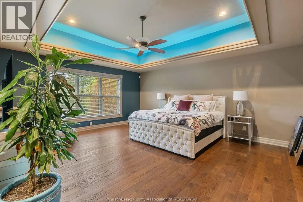 1120 Deerview