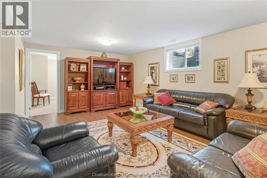 113 COTTAGE PLACE