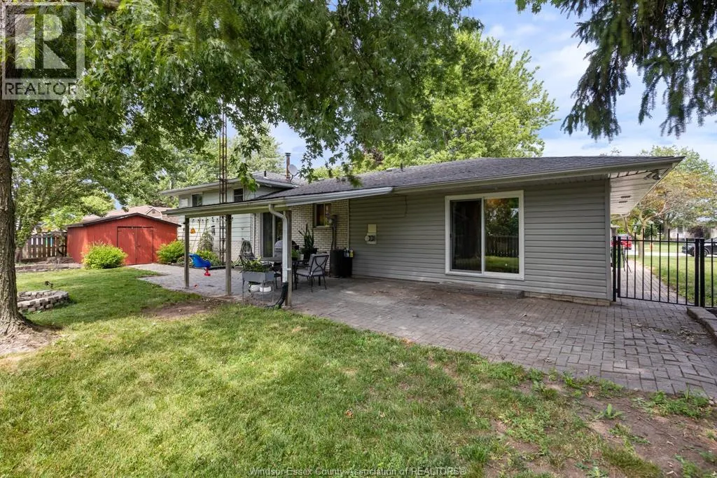 371 OAK STREET