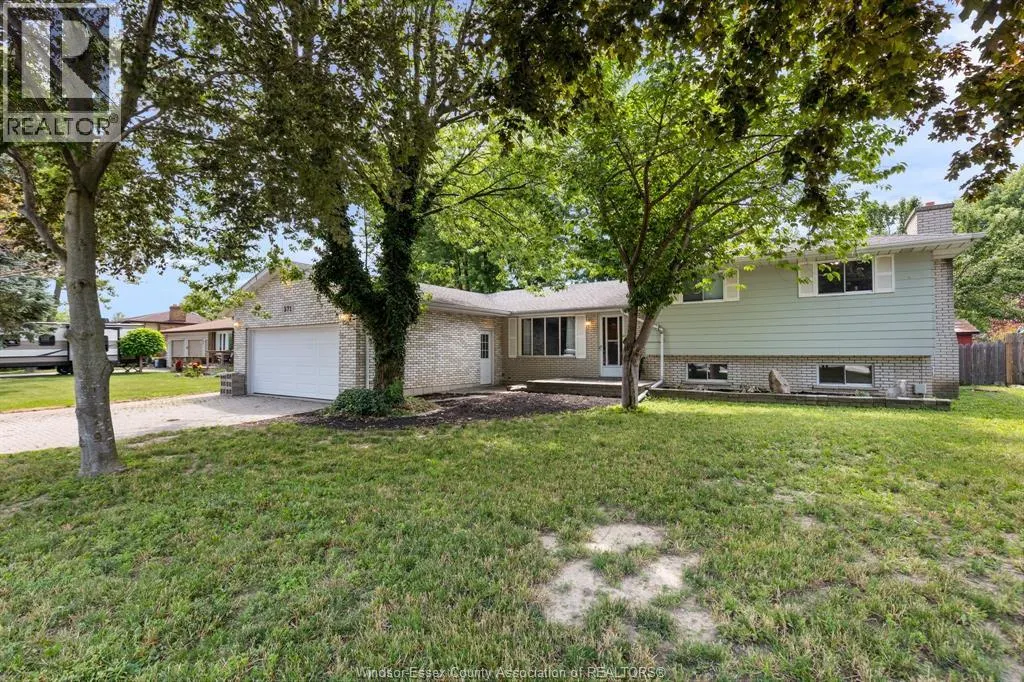 371 OAK STREET