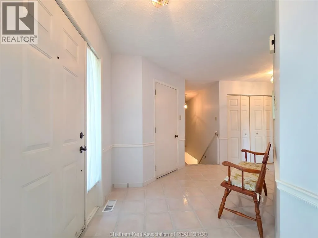 21 Earl DRIVE