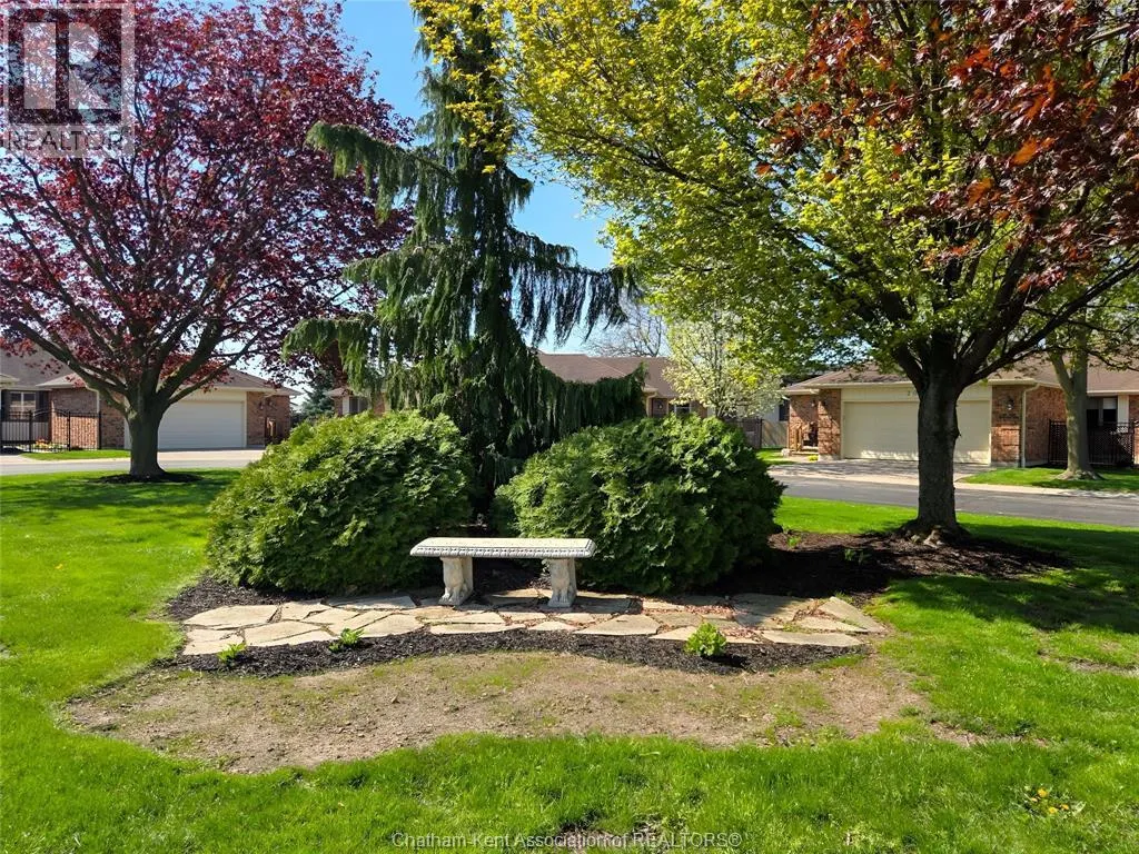 21 Earl DRIVE