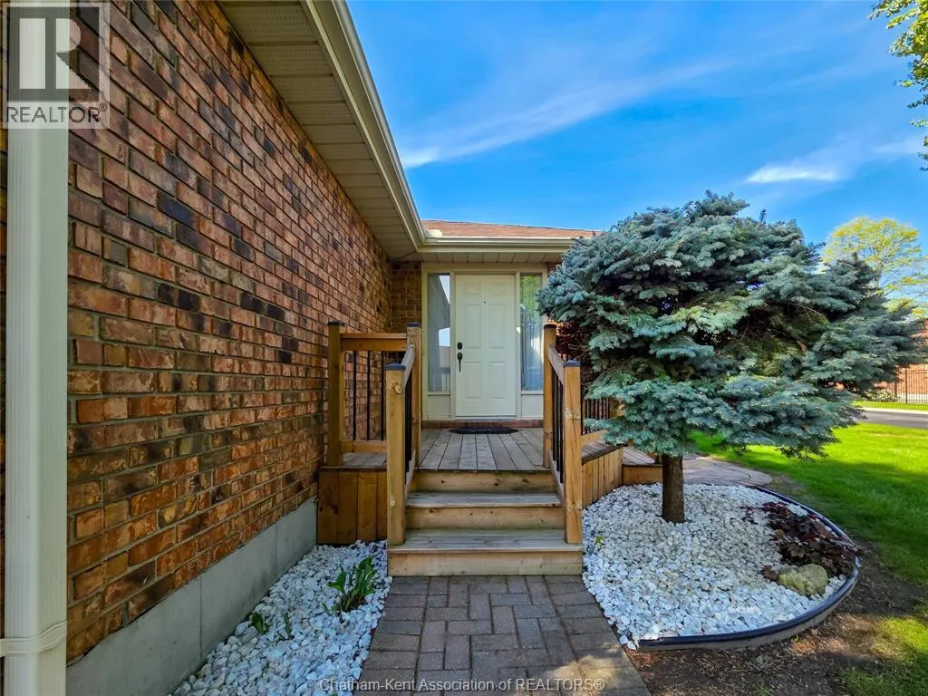 21 Earl DRIVE
