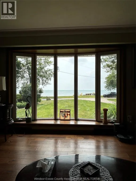 90 HARBOURVIEW
