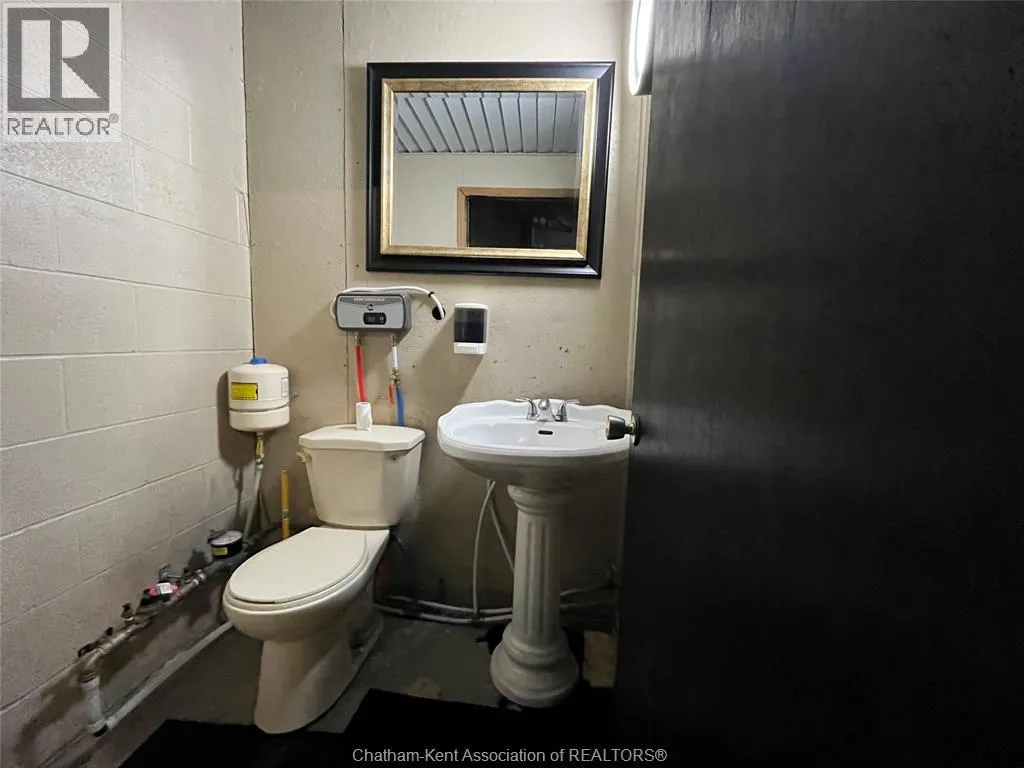 876 Richmond STREET Unit# 2