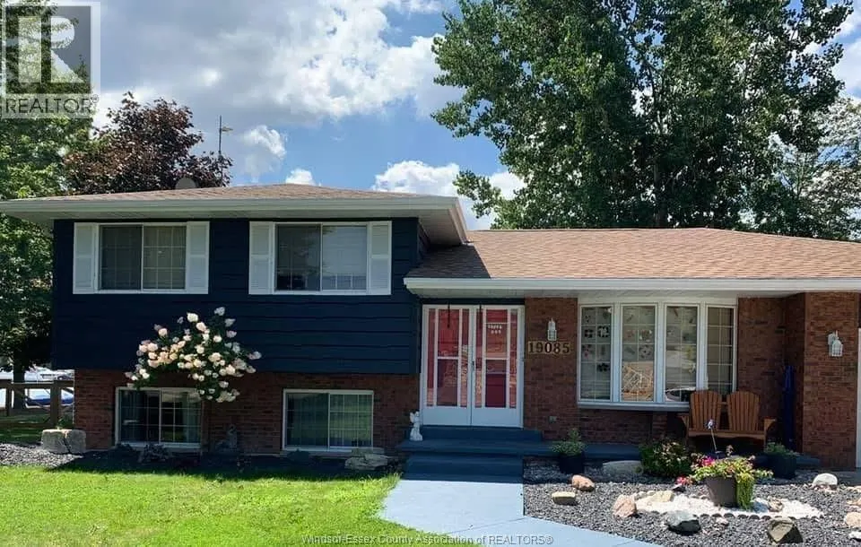 19085 BLUE WATER AVENUE