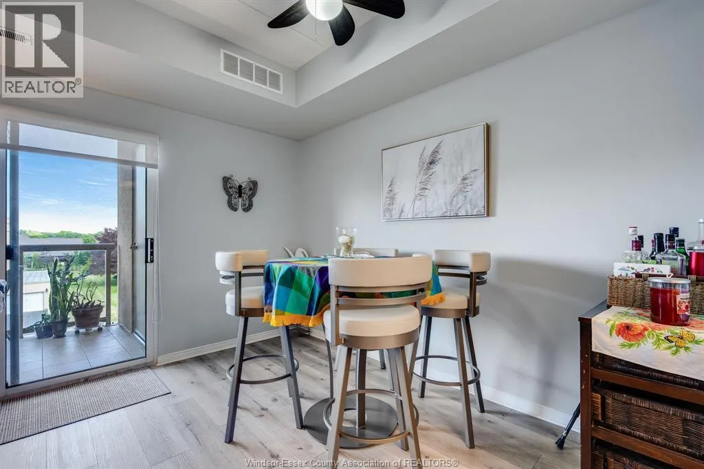 315 Village Grove Unit# 305
