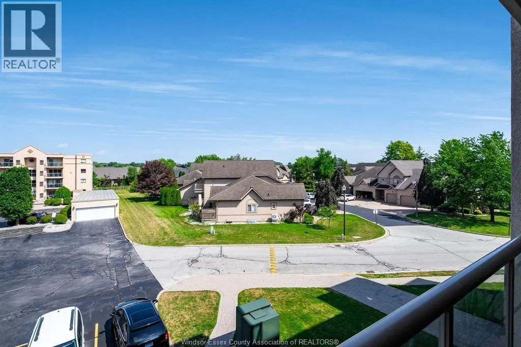 315 Village Grove Unit# 305