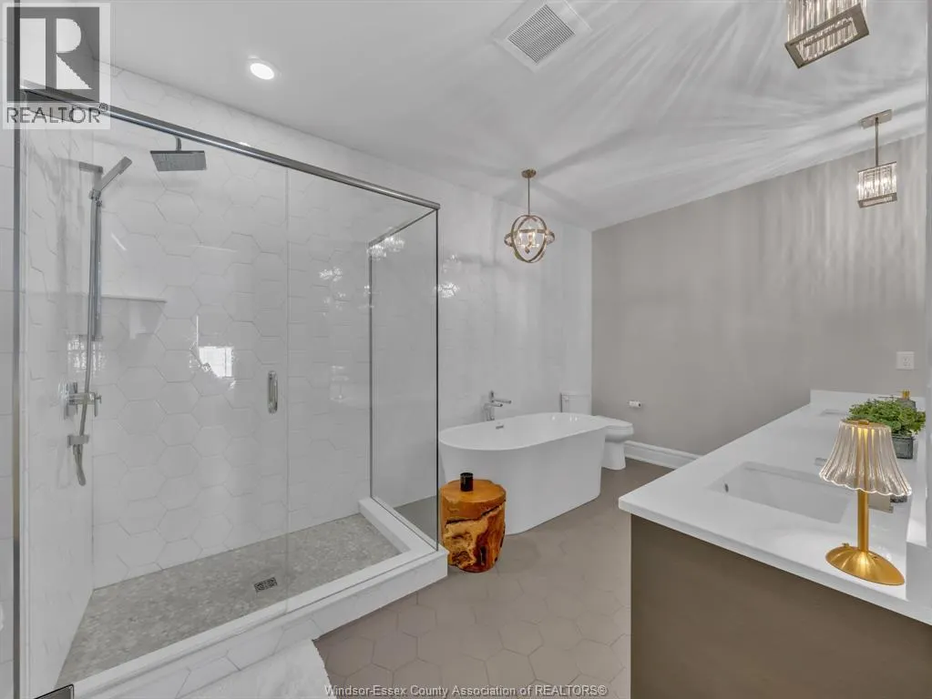 3639 SEVEN LAKES DRIVE