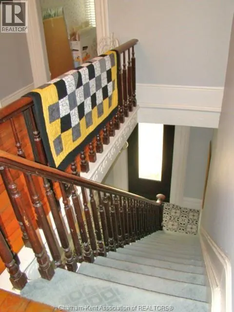 26 ERIE STREET South