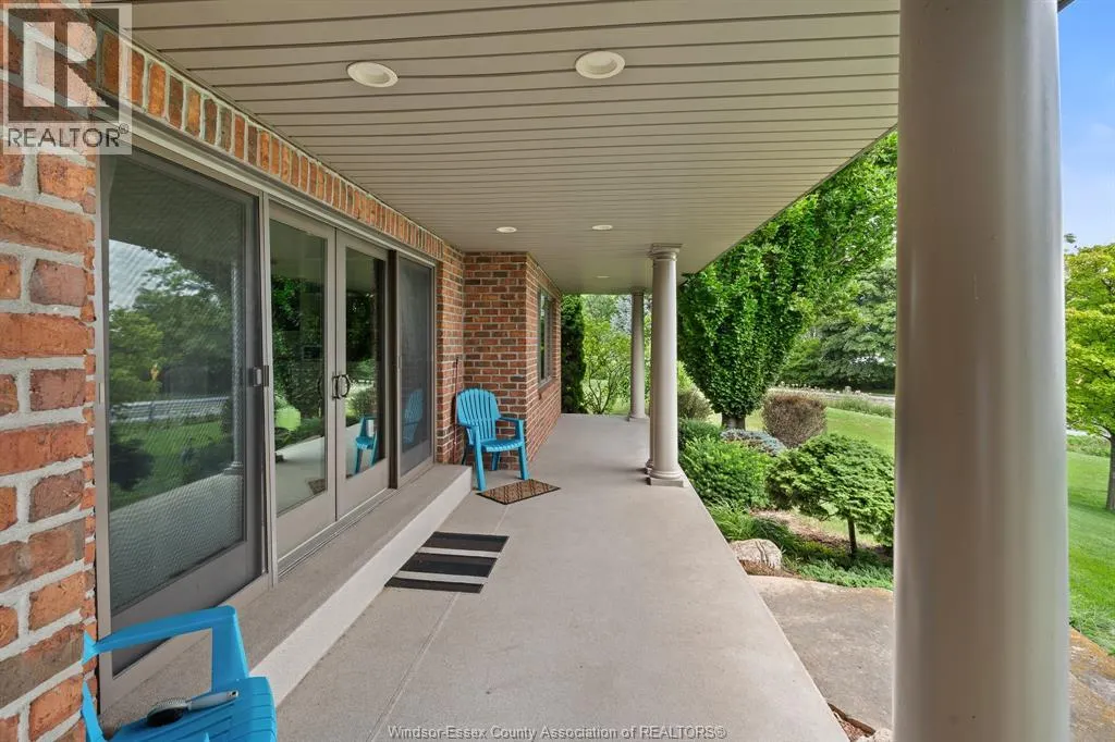 501 LAKE DRIVE
