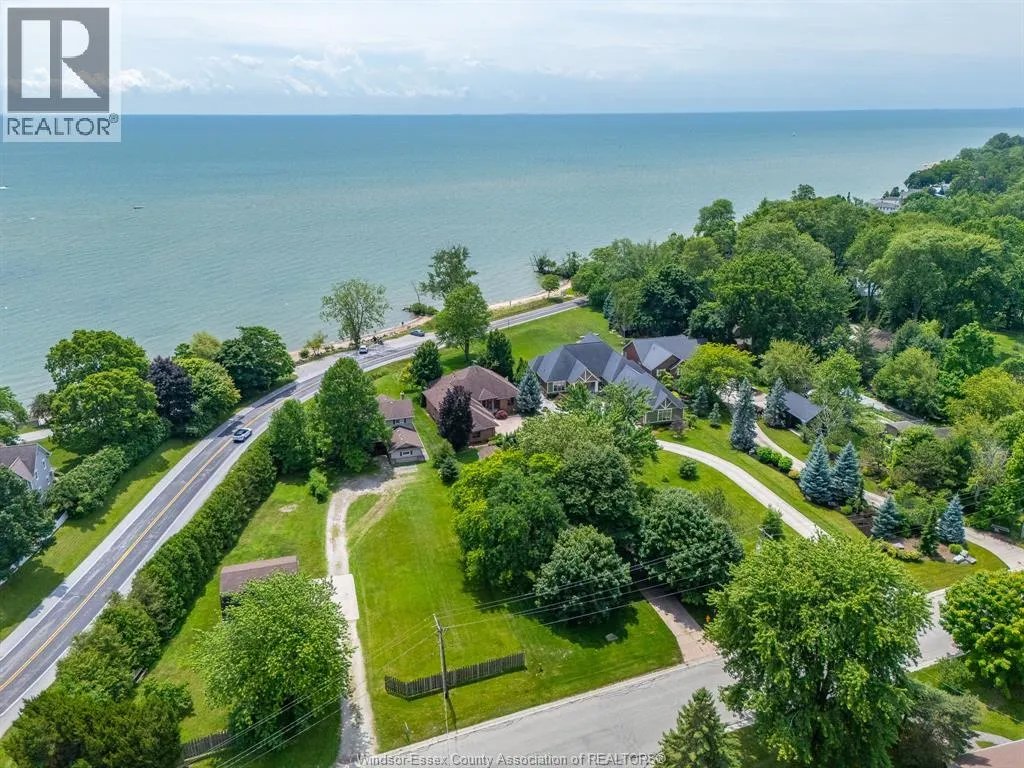 501 LAKE DRIVE