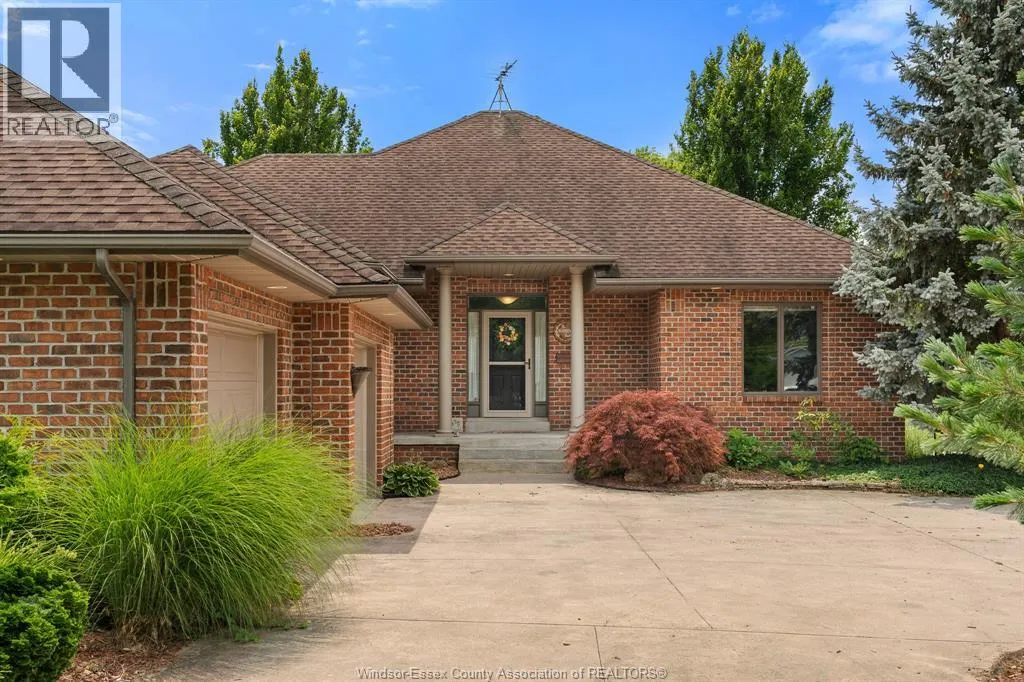 501 LAKE DRIVE