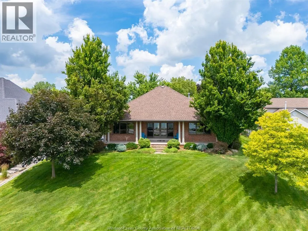 501 LAKE DRIVE