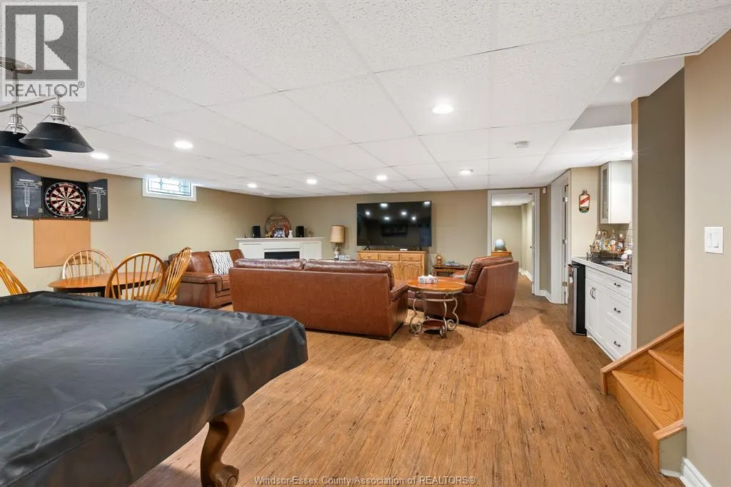 501 LAKE DRIVE