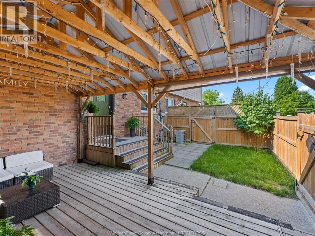 22 TAYLOR AVENUE
