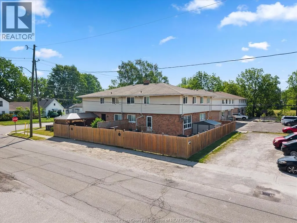 22 TAYLOR AVENUE