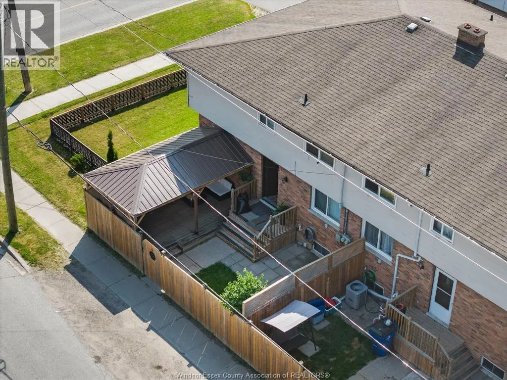 22 TAYLOR AVENUE