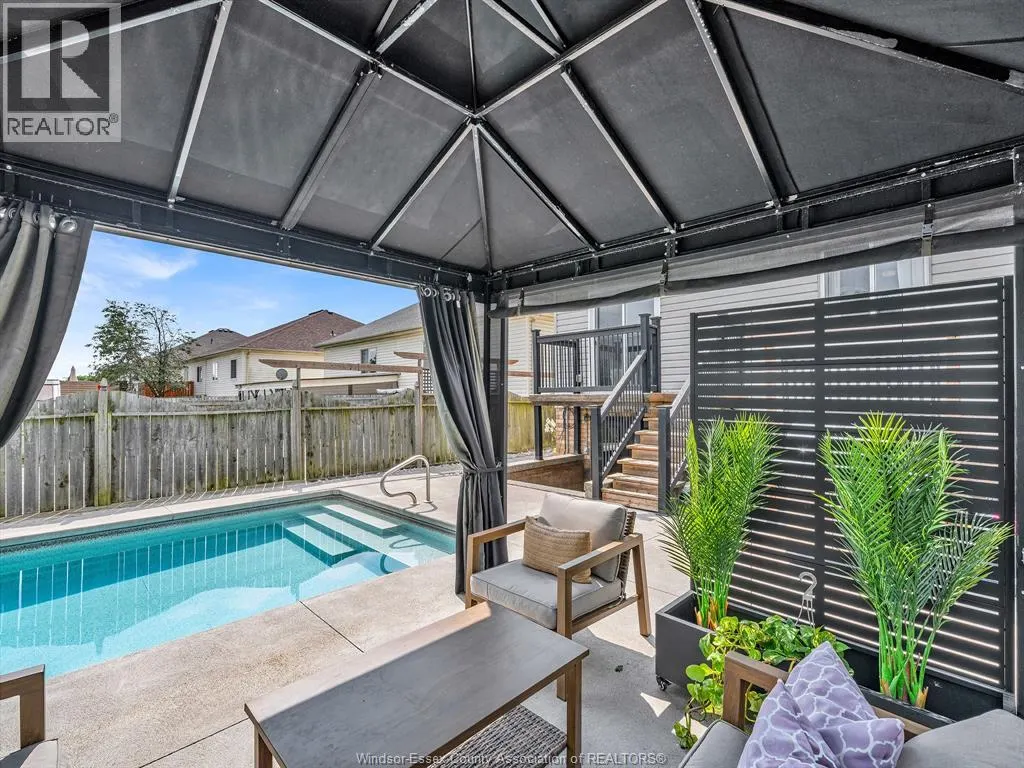 1594 HEATHERGLEN DRIVE