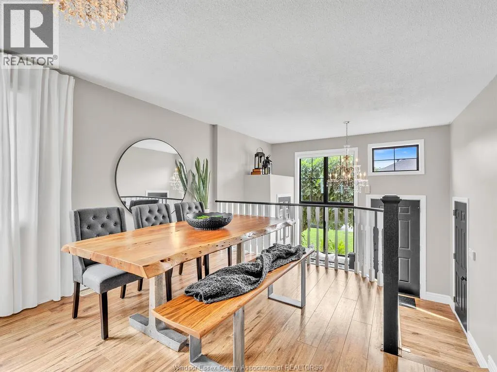 1594 HEATHERGLEN DRIVE